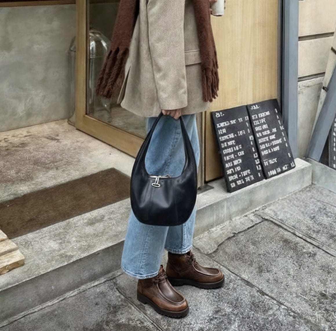 Коричневые ботинки  (баннер)