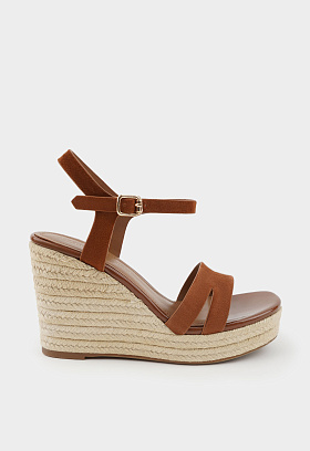 Коричневый