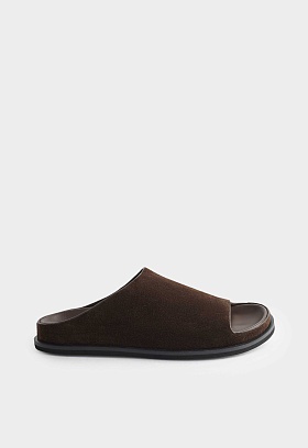 Коричневый