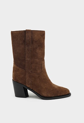 Коричневый