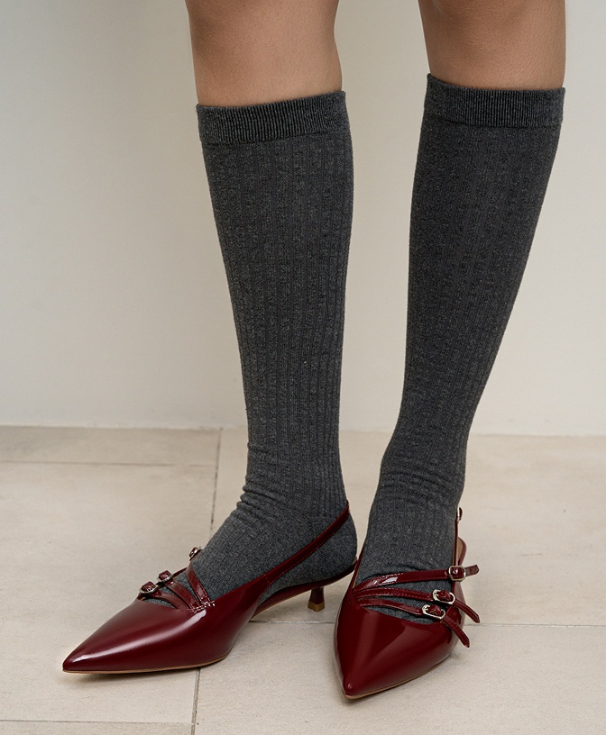 Kitten heel